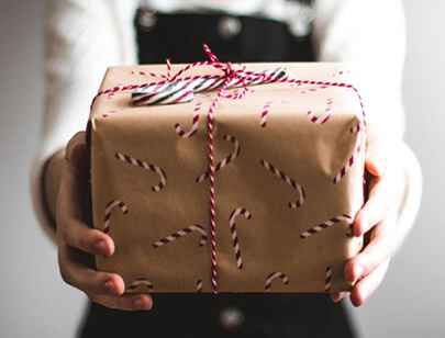 Gift Girl