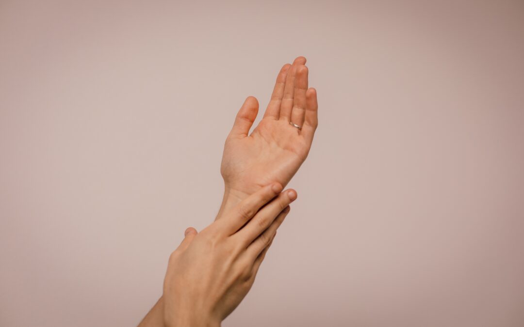 Get Younger Hands – Here’s How